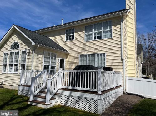 230 Pebble Vly Dr, Dover DE 19904-9469 exterior