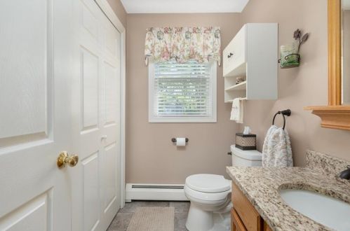 43 Ginger Trl, Coventry RI 02816-8262 exterior