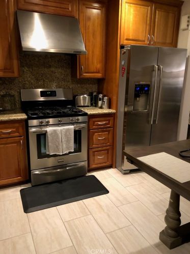 805 Stephora Ave, Covina CA  91724-2659 exterior