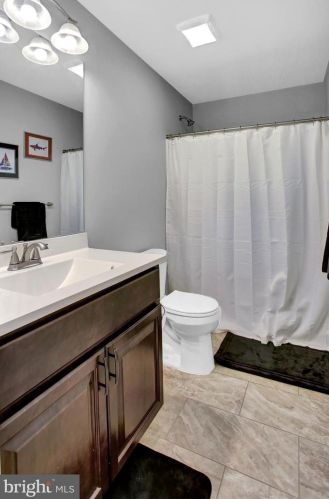 7 Dogwood Ter, Siddonsburg PA  17019-8733 exterior