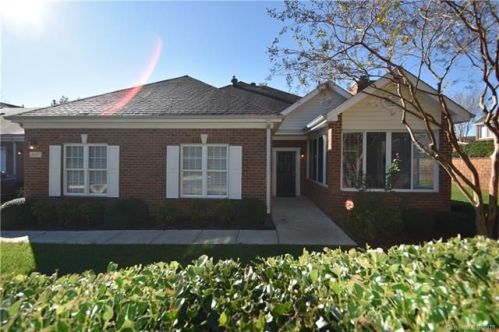 8109 Windsor Ridge Dr, Charlotte, NC 28277-6523