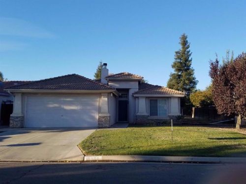 5608 Pinedale Ave, Fresno, CA 93722-2357
