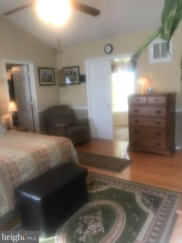 35 Clifford Ct, Harpers Ferry WV  25425-3102 exterior
