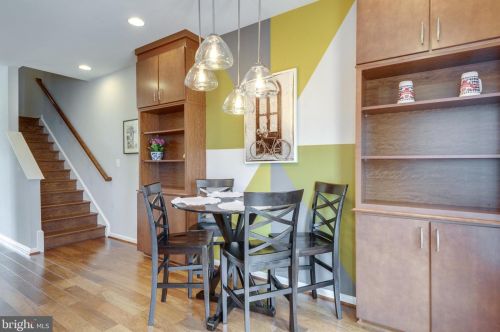 15399 Rosemont Manor Dr, Haymarket VA  20169-6271 exterior