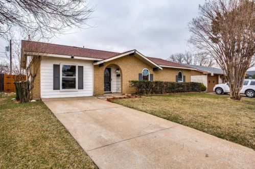 1055 Elmwood Dr, Lewisville, TX 75067-5013