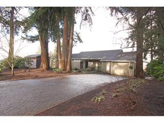 377 23rd Ave, Eugene, OR 97405-2631