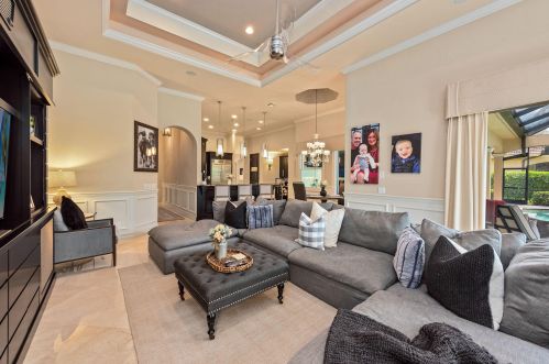 3828 Mahogany Bend Dr, Naples FL  34114-6425 exterior