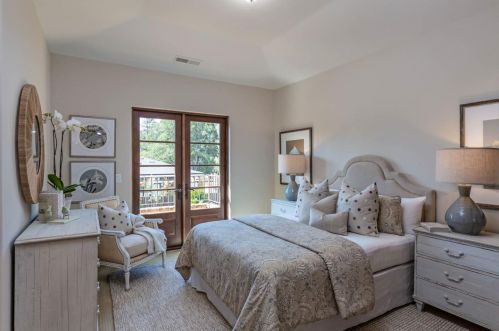 228 Marvin Ave, Los Altos CA  94022-3712 exterior