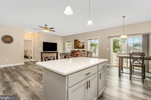 301 Harrisburg Pike, Siddonsburg PA  17019-1328 exterior