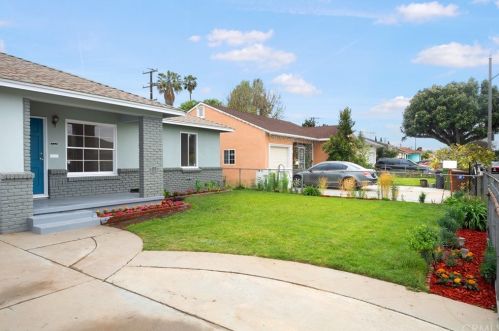 717 Holly Ave, Compton, CA 90221-4105