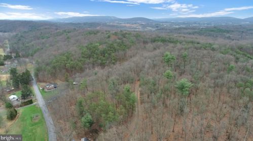 1751 Pisgah State Rd, Shermansdale, PA 17090-8741