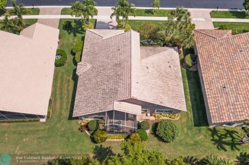 7362 Falls Rd, Boynton Beach, FL 33437-6333