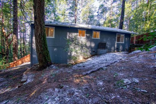 24111 Birch Ter, Willits CA  95490-9505 exterior