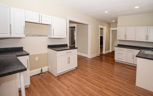 542 Blair Ave, Cincinnati OH  45229-3124 exterior