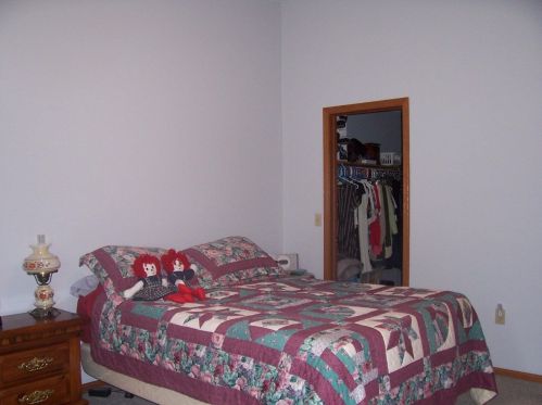 1630 Garden Ln, West Bend WI  53095-5526 exterior