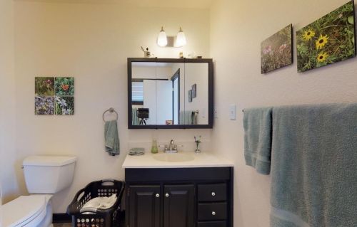 4642 Davis St, Salida CA  95368-9479 exterior