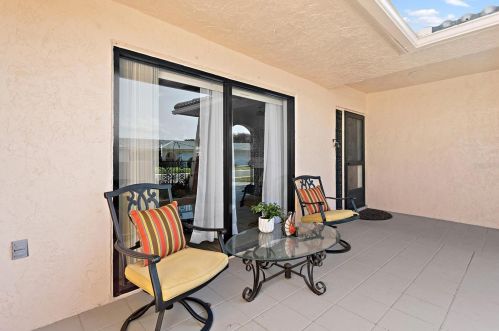 5420 Larchmont Ct, Pinellas Park FL  33782-2754 exterior