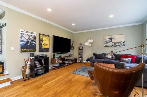 12 Brookwood Rd, New Rochelle NY  10804-1841 exterior