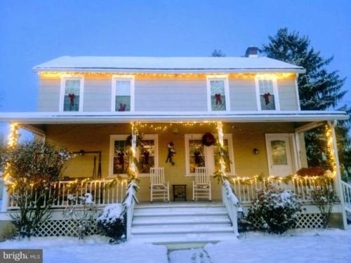 1908 2nd St, Lansdale, PA 19446-5636
