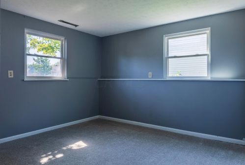 3647 Christopher Pl, Darbydale OH  43123-2427 exterior