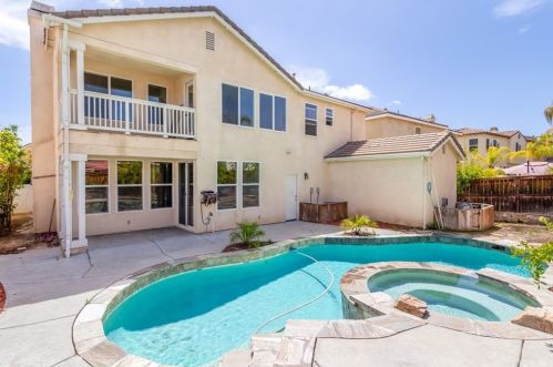 28926 Kennebunk Ct, Temecula CA  92591-7534 exterior