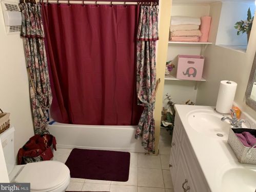 436 Bert Ave, Trenton NJ 08629-2703 exterior