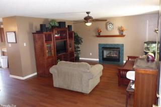 10 Holly Brook Cv, North Little Rock AR  72113-6881 exterior