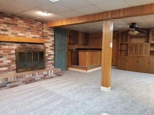 107 Jackson St, Glenshaw PA  15116-1417 exterior