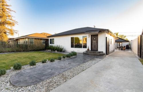 8234 Cole St, Downey, CA 90242-2416