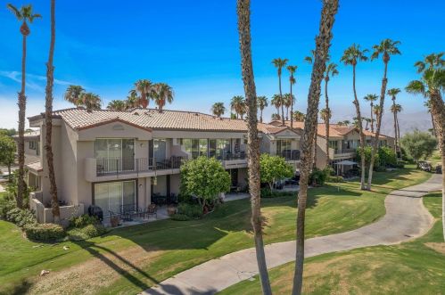 55513 Winged Foot, La Quinta CA  92253-4672 exterior