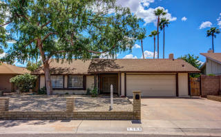 3965 Glenaire Dr, Phoenix, AZ 85053-5458