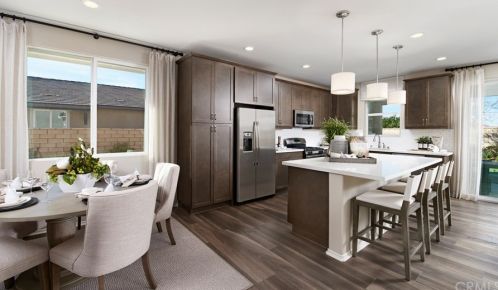 13351 Eastview Ln, Victorville, CA 92392-8301