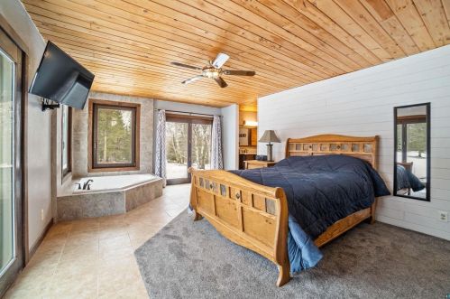 7020 Old 11, Wentworth WI  54874-8220 exterior