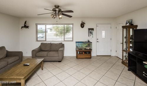 2400 Tigertail Dr, Lake Havasu City AZ  86403-4975 exterior