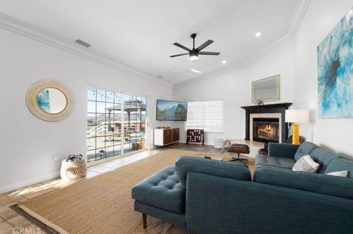 40107 Calle Breve, Temecula CA  92592-8692 exterior