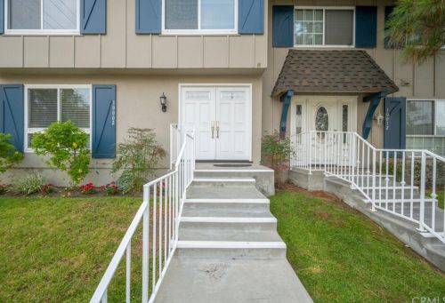 10002 Delano Ln, Cypress, CA 90630-4108