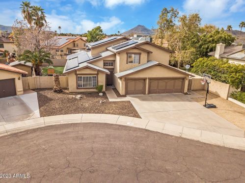 24412 40th Ave, Glendale, AZ 85310-3271