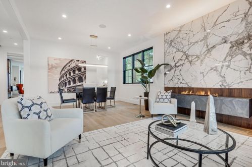 4915 Western Ave, Washington DC  20016-4319 exterior