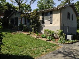 613 Whispering Hills Dr, Nashville, TN 37211-5368