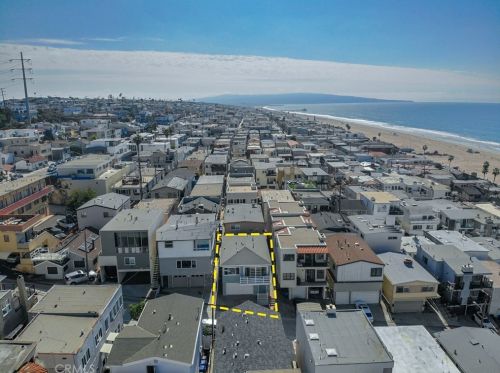 212 41st St, Manhattan Beach CA  90266-3141 exterior