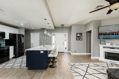 1426 Avenue H, Winter Haven FL  33881-4353 exterior