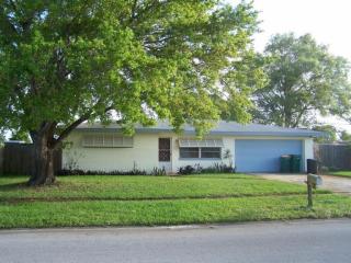 1927 Barkley Ave, Melbourne, FL 32935-3935