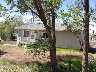 621 Apache St, Springville, AZ 85938