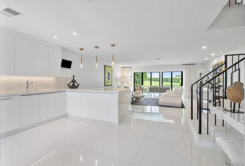 19 Southport Ln, Boynton Beach, FL 33436-6416