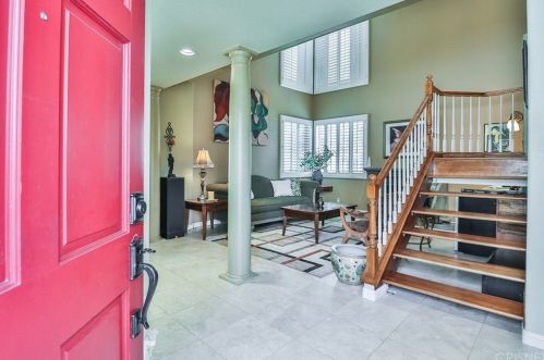 18708 Nathan Hill Dr, Santa Clarita, CA 91351-3447