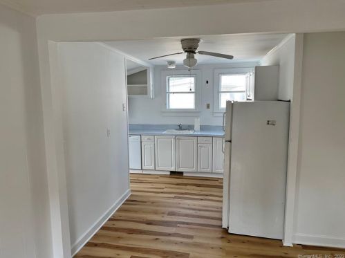 34 Wildwood Ave, Milford CT  06460-5847 exterior