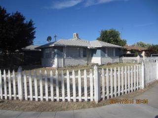 1701 Griffith Way, Fresno, CA 93705-2313