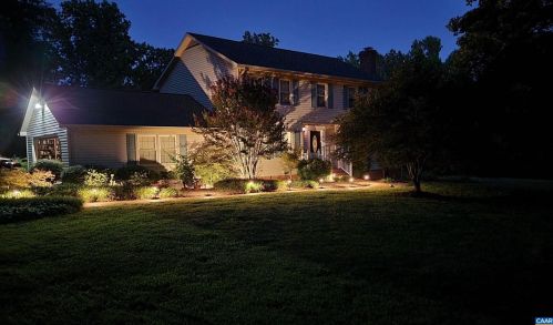635 Bradford Ln, Earlysville, VA 22936-9652