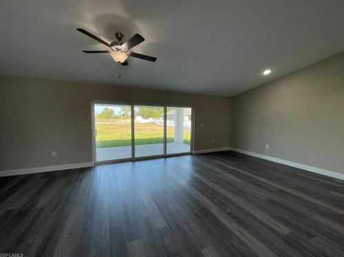 3914 10th Ave, Cape Coral, FL 33904-5200