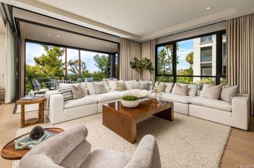 1319 Santa Barbara Dr, Newport Beach, CA 92660